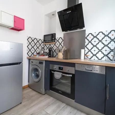 Apartament Lumineux Au Centre Du Mourillon Tulon